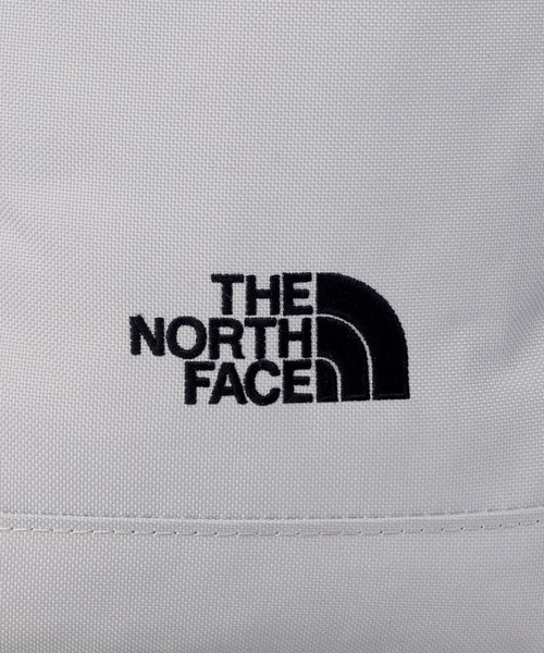 THE NORTH FACE(ザノースフェイス)の「【韓国限定・日本未入荷】THE NORTH FACE STANDARD CROSS BAG S / ノースフェイス スタンダード クロスバッグS(ショルダーバッグ・メンズ・グレー/サンドベージュ/ブラック・FREE)」の8枚目の写真