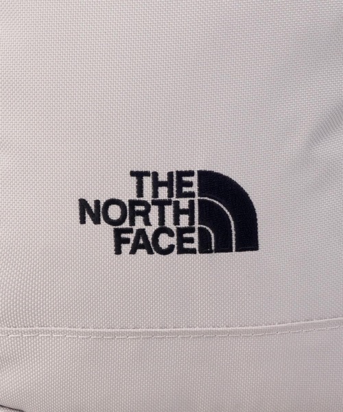 THE NORTH FACE(ザノースフェイス)の「【韓国限定・日本未入荷】THE NORTH FACE STANDARD CROSS BAG S / ノースフェイス スタンダード クロスバッグS(ショルダーバッグ・メンズ・グレー/サンドベージュ/ブラック・FREE)」の14枚目の写真
