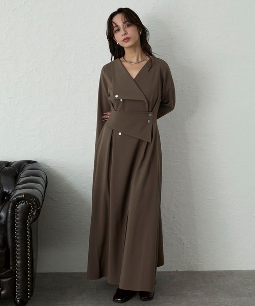 Elishe（エリシェ）の「アシメボタンフレアワンピース（ワンピース