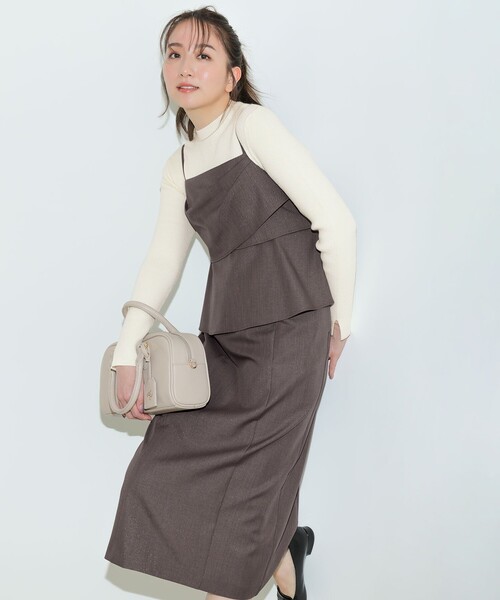 ANY SIS(エニィスィス)の「【2SET】ビスチェ ワンピース × ニット セット(セットアップ・レディース・黄土色系/ブラック系・X-LARGE)」の2枚目の写真