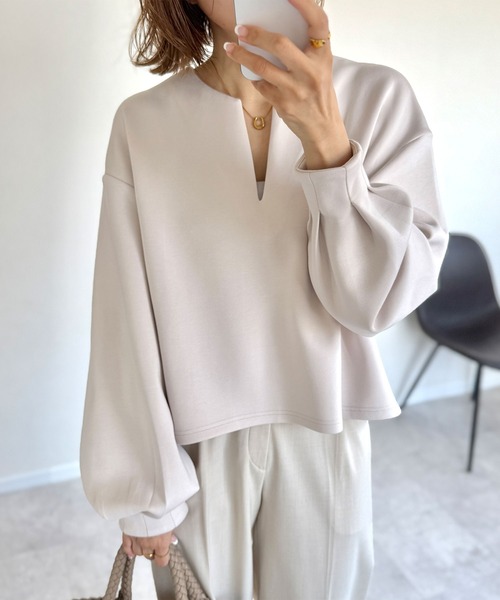 NOAHL(ノアル)の「【NOAHL】《accoさんコラボ》キーネックダンボールニットトップス(ニット/セーター・レディース・ブラウン/グレー/チャコールグレー/アイボリー/ブラック・M/MT)」の3枚目の写真