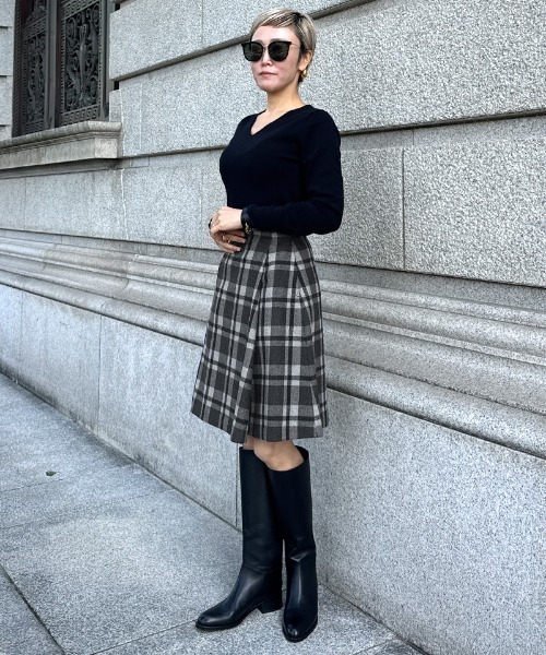 JENNE(ジェンヌ)の「Aラインチェックスカート(スカート・レディース・ブラック/ネイビー・X-LARGE/LARGE/MEDIUM/SMALL)」の5枚目の写真