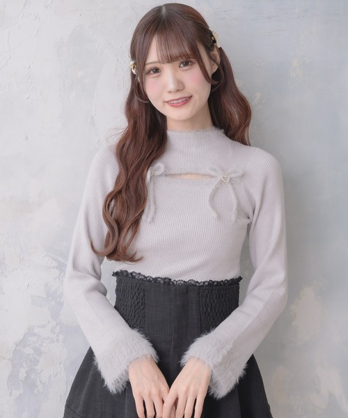 couture BY ROJITA(クチュールバイロジータ)の「デコルテ開きニット(ニット/セーター・レディース・グレー/ブラック/ホワイト・FREE)」の3枚目の写真