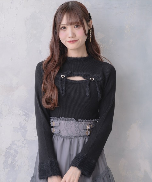 couture BY ROJITA(クチュールバイロジータ)の「デコルテ開きニット(ニット/セーター・レディース・グレー/ブラック/ホワイト・FREE)」の14枚目の写真