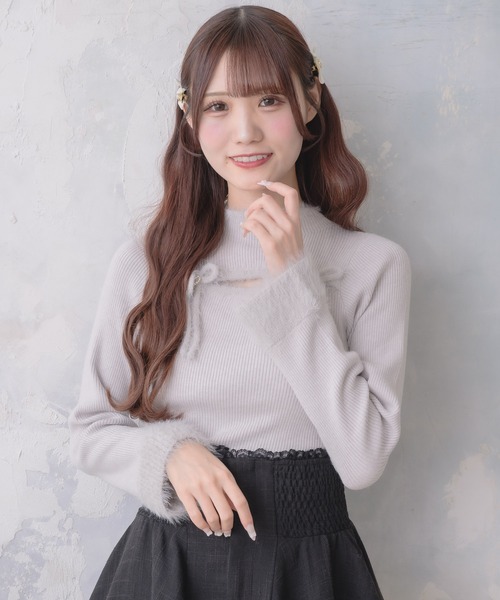 couture BY ROJITA(クチュールバイロジータ)の「デコルテ開きニット(ニット/セーター・レディース・グレー/ブラック/ホワイト・FREE)」の16枚目の写真