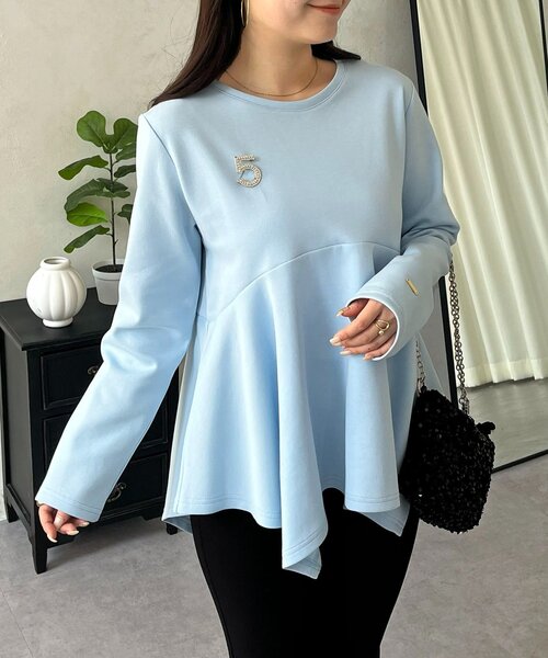 prose verse(プロズヴェール)の「イレギュラーヘムカーブペプラムロンT(Tシャツ/カットソー・レディース・ブラウン/ブラック/ネイビー/オフホワイト/ブルー系その他/イエロー・LARGE/MEDIUM)」の5枚目の写真