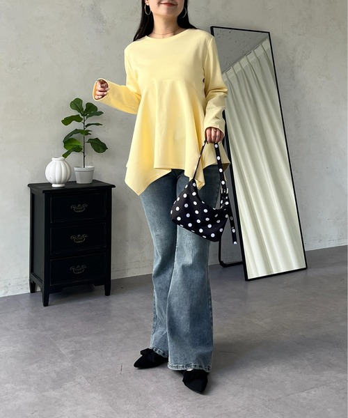 prose verse(プロズヴェール)の「イレギュラーヘムカーブペプラムロンT(Tシャツ/カットソー・レディース・ブラウン/ブラック/ネイビー/オフホワイト/ブルー系その他/イエロー・LARGE/MEDIUM)」の20枚目の写真