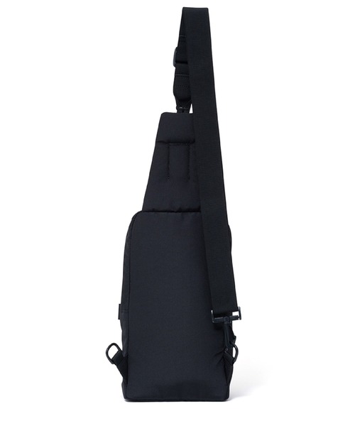 BEAMS DESIGN(ビームス デザイン)の「BEAMSDESIGN(ビームスデザイン)Diagonal 縦型ボディバッグ(ボディバッグ/ウエストポーチ・メンズ・ブラック/カーキ/オリーブ/ネイビー・FREE)」の7枚目の写真