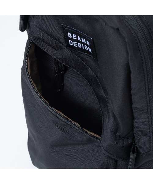 BEAMS DESIGN(ビームス デザイン)の「BEAMSDESIGN(ビームスデザイン)Diagonal 縦型ボディバッグ(ボディバッグ/ウエストポーチ・メンズ・ブラック/カーキ/オリーブ/ネイビー・FREE)」の9枚目の写真