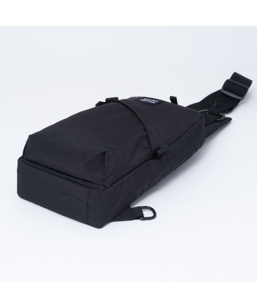 BEAMS DESIGN(ビームス デザイン)の「BEAMSDESIGN(ビームスデザイン)Diagonal 縦型ボディバッグ(ボディバッグ/ウエストポーチ・メンズ・ブラック/カーキ/オリーブ/ネイビー・FREE)」の10枚目の写真