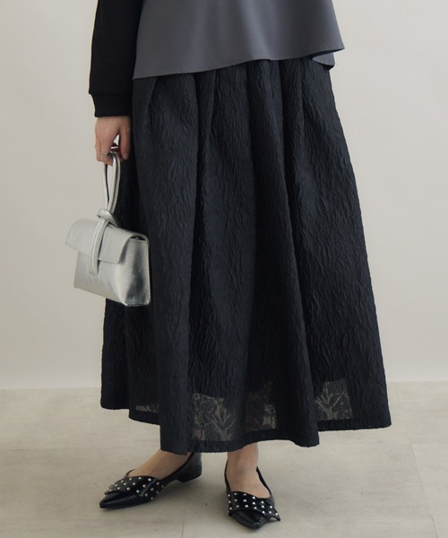 Paradise Picnic(パラダイスピクニック)の「SUGAR ROSE ジャガードフレアスカート(スカート・レディース・ホワイト/ブラック/グレー・FREE)」の3枚目の写真