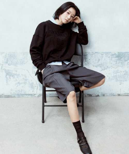 NICK&NICOLE(ニックアンドニコール)の「WIDE PINTUCK BERMUDA PANTS_CHARCOAL(その他パンツ・レディース・その他・MEDIUM/SMALL)」の1枚目の写真