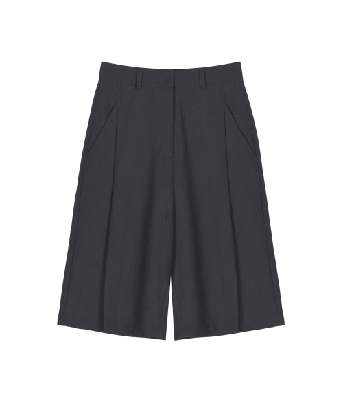 NICK&NICOLE(ニックアンドニコール)の「WIDE PINTUCK BERMUDA PANTS_CHARCOAL(その他パンツ・レディース・その他・MEDIUM/SMALL)」の3枚目の写真