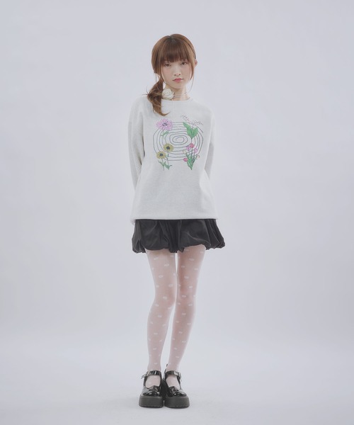 MSGirl(エムエスジーガール)の「フラワーグラフィックスウェット(スウェット・レディース・ホワイト系/グレー系・F)」の22枚目の写真