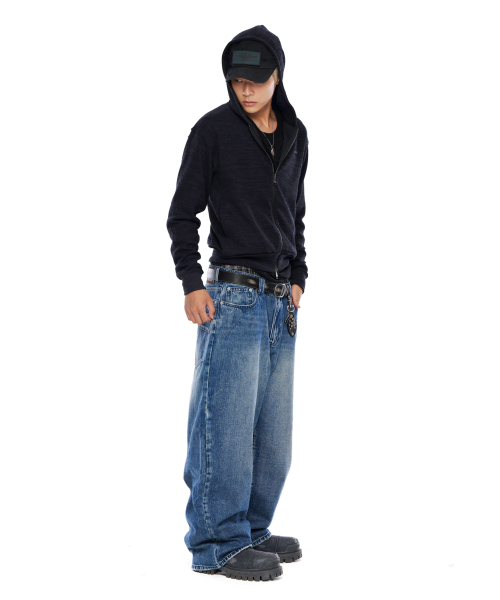 AAKAM（アーカム）の「Back Studded Denim Pants (Blue)（デニムパンツ・レディース・その他・1/2）」の5枚目の写真