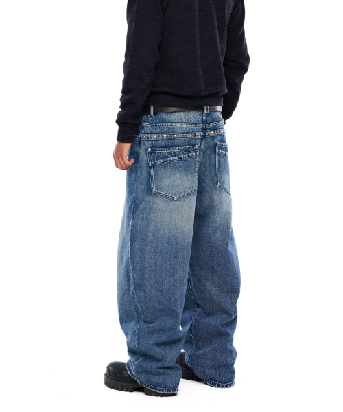 AAKAM（アーカム）の「Back Studded Denim Pants (Blue)（デニムパンツ・レディース・その他・1/2）」の7枚目の写真