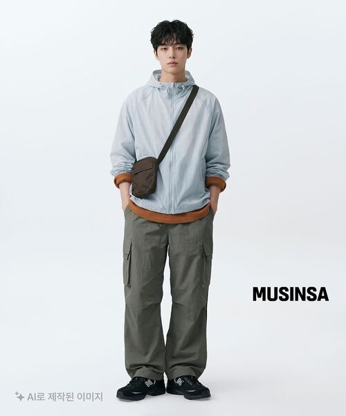 MUSINSA STANDARD（ムシンサスタンダード）の「ワッフルリラックスクルーネック長袖Tシャツ[テラコッタ]（Tシャツ/カットソー・メンズ・その他・SMALL/MEDIUM/LARGE/X-LARGE/XX-LARGE/XXX-LARGE）」の6枚目の写真