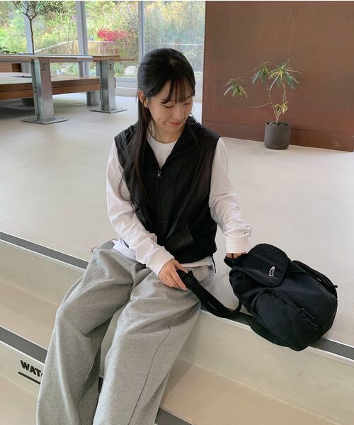 PARTIMENTO(パルティメント)の「シアーフードベストブラック(ベスト・レディース・その他・SMALL/MEDIUM/LARGE)」の9枚目の写真
