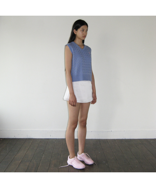 SINOON（シヌーン）の「FISHER SLIT CABLE KNIT VEST (SKY BLUE)（ベスト・レディース・スカイブルー・FREE）」の3枚目の写真
