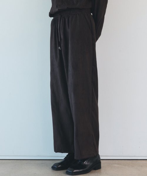 TRIP LE SENS(トリップ ル センス)の「ユニセックススエードプリーツパンツ_BROWN(その他パンツ・レディース・その他・MEDIUM/LARGE)」の1枚目の写真