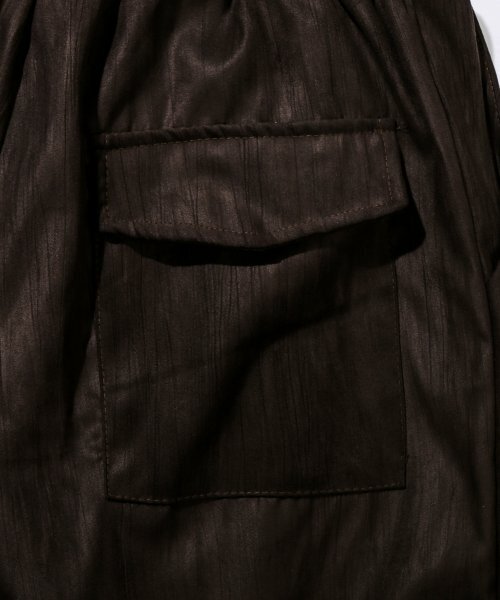 TRIP LE SENS(トリップ ル センス)の「ユニセックススエードプリーツパンツ_BROWN(その他パンツ・レディース・その他・MEDIUM/LARGE)」の3枚目の写真