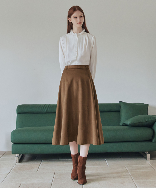 ZEROSTREET(ゼロストリート)の「エンバー スエード ロングスカート / ブラウン(スカート・レディース・ブラウン・SMALL/MEDIUM/LARGE)」の2枚目の写真