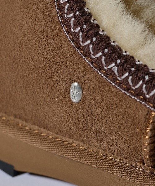 EMU Australia(エミューオーストラリア)の「【EMU Australia】EMU SHRKY SCUFF W13179 ムートン スリッポン(スリッポン・レディース・キャメル/ブラック・22cm/23cm/24cm/25/26cm)」の8枚目の写真