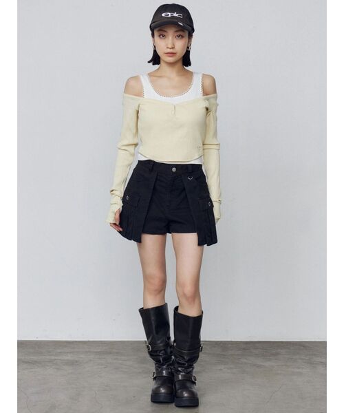 EMODA(エモダ)の「タンクレイヤードスキントップス(Tシャツ/カットソー・レディース・アイボリー/ブラック/グレー・FREE)」の15枚目の写真