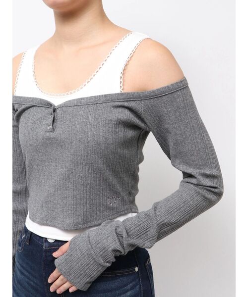 EMODA(エモダ)の「タンクレイヤードスキントップス(Tシャツ/カットソー・レディース・アイボリー/ブラック/グレー・FREE)」の22枚目の写真