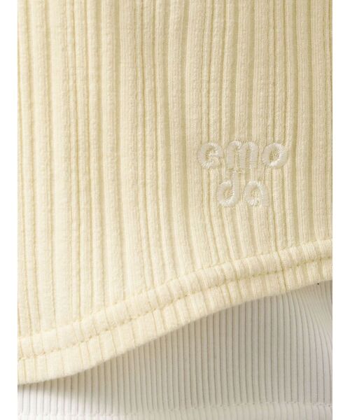 EMODA（エモダ）の「タンクレイヤードスキントップス（Tシャツ/カットソー・レディース・アイボリー/ブラック/グレー・FREE）」の9枚目の写真