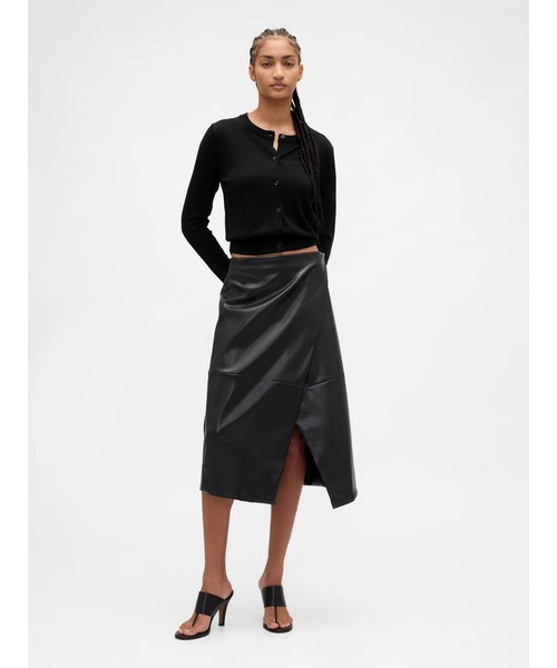 GAP(ギャップ)の「リサイクル ヴィーガンレザー ミディ ラップスカート(スカート・レディース・ブラック・S/L/XXS/XS/M)」の5枚目の写真