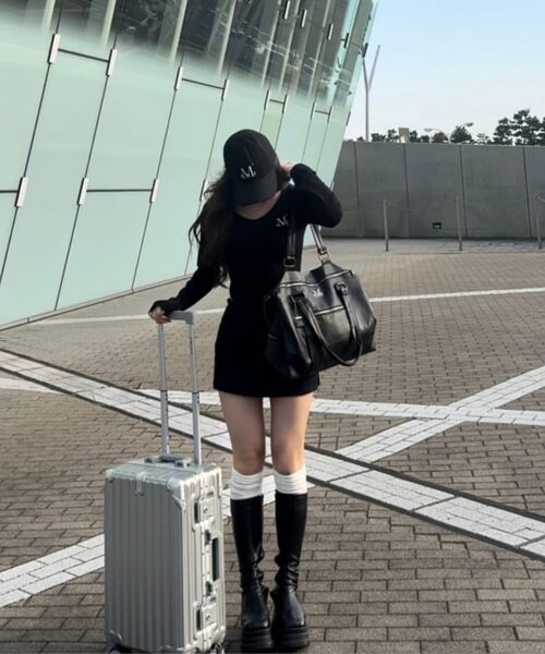 MUCENT（ムセント）の「アスティスリムUネックカットソー（3カラー）（Tシャツ/カットソー・レディース・ホワイト/グレー/ブラック・FREE）」の11枚目の写真