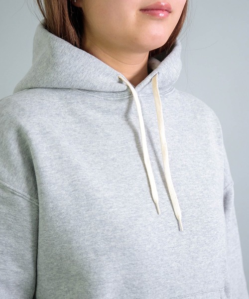 OMNIGOD（オムニゴッド）の「[OMNIGOD womens / オムニゴッド] シンカー小寸裏毛 フーデットトレーナー（パーカー・レディース・グレー・0）」の8枚目の写真