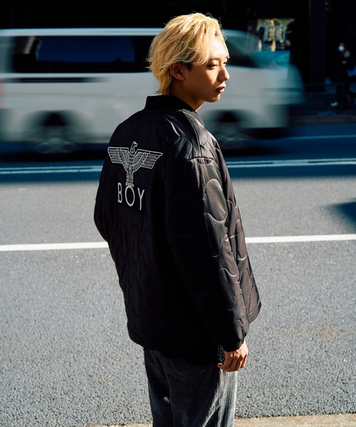 BOY LONDON(ボーイロンドン)の「【BOY LONDON】EAGLE EMBROIDERY PATCH QILT SHORT BLOUSON(ブルゾン・メンズ・ブラック・X-LARGE)」の1枚目の写真