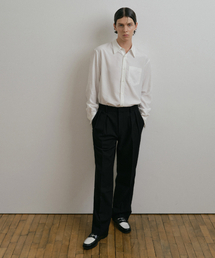 DUSTYWHITE（ダスティーホワイト）の「BLACK TAILORED TROUSERS（スラックス）」