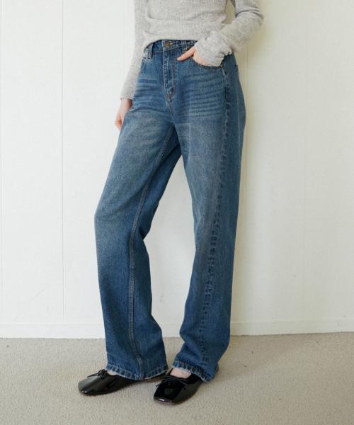 HEEARI(ヒアリー)の「エマクラシックストレートデニムパンツ_ヴィンテージブルー(デニムパンツ・レディース・その他・X-SMALL/SMALL/MEDIUM)」の1枚目の写真