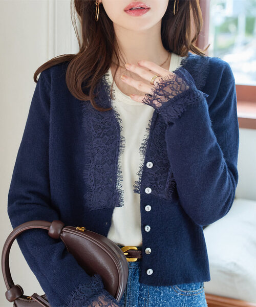 KOBE LETTUCE（コウベレタス）の「Vネックレースニットカーディガン（カーディガン/ボレロ・レディース・グレー/サンドベージュ/ネイビー・M）」の3枚目の写真