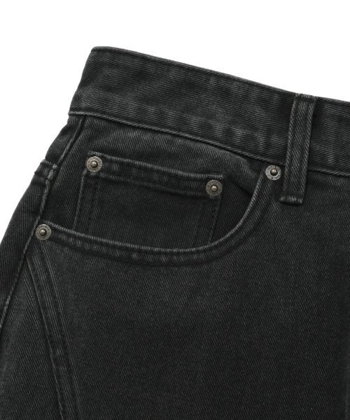 VISION STREET WEAR(ヴィジョンストリートウェア)の「VSW Wide Washed Denim Cargo Pants Black(デニムパンツ・レディース・その他・LARGE/MEDIUM/X-LARGE)」の8枚目の写真