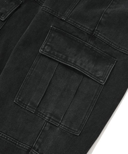 VISION STREET WEAR(ヴィジョンストリートウェア)の「VSW Wide Washed Denim Cargo Pants Black(デニムパンツ・レディース・その他・LARGE/MEDIUM/X-LARGE)」の9枚目の写真