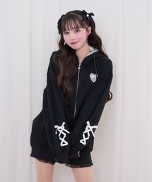 Honey Cinnamon（ハニーシナモン）の「うさ耳シャギージップパーカー