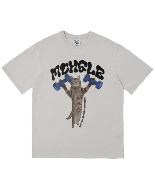 MATCHGLOBE(マッチグローブ)の「ダンベルキャットオーバーサイズTシャツ(ベージュ)(Tシャツ/カットソー・レディース・その他・FREE)」の1枚目の写真