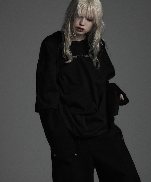 ROSEN KREUZ(ローゼンクロイツ)の「【Rosen Kreuz】the taste“V” LAYERED LONG SLEEVES / 【ローゼンクロイツ】レイヤード長袖Tシャツ(Tシャツ/カットソー・メンズ・ブラック・ONE SIZE)」の2枚目の写真