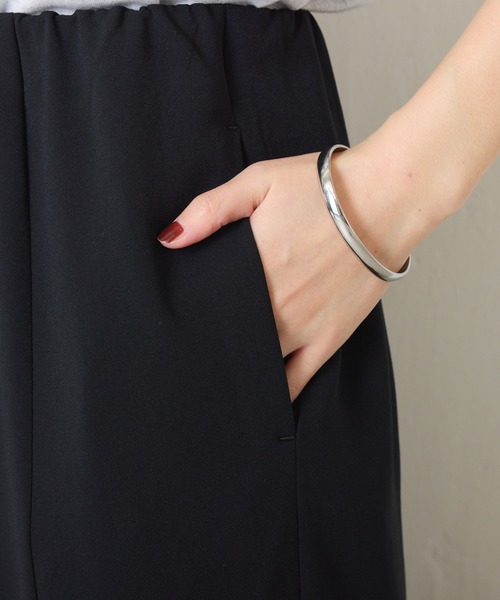 COLLAGE GALLARDAGALANTE(コラージュガリャルダガランテ)の「ジャージマーメイドスカート/セットアップ可/WEB限定カラー・サイズ展開(スカート・レディース・ブラック/ベージュ/ネイビー/オフホワイト・FREE/TM)」の15枚目の写真