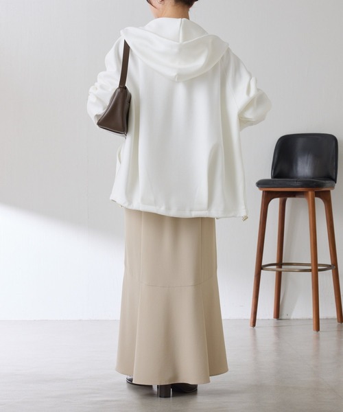 COLLAGE GALLARDAGALANTE(コラージュガリャルダガランテ)の「ジャージマーメイドスカート/セットアップ可/WEB限定カラー・サイズ展開(スカート・レディース・ブラック/ベージュ/ネイビー/オフホワイト・FREE/TM)」の18枚目の写真