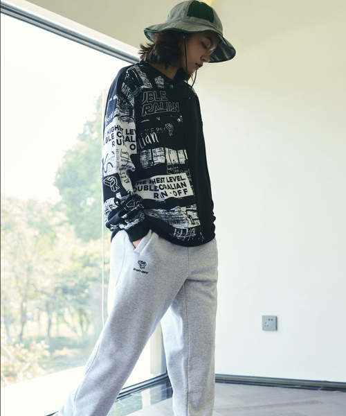 CORALIAN(コラリアン)の「グラフィティスウェット スウェット(スウェット・メンズ・その他・S/M/L/XL/2XL/XS)」の4枚目の写真