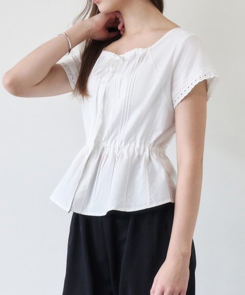 ALKI ALKA(アルキアルカ)の「String Pintuck Blouse (White)(シャツ/ブラウス・レディース・ホワイト・SMALL/MEDIUM)」の4枚目の写真