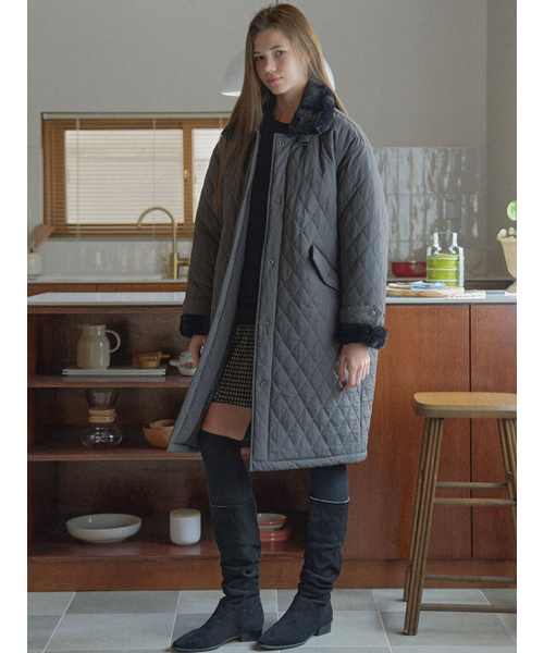 AVANT-G（アバン）の「Diamond Quilting Long Padding - DARK GREY（ダウンジャケット/コート・レディース・ベージュ/グレー・FREE）」の3枚目の写真