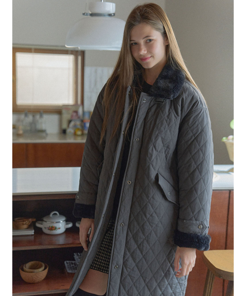 AVANT-G（アバン）の「Diamond Quilting Long Padding - DARK GREY（ダウンジャケット/コート・レディース・ベージュ/グレー・FREE）」の5枚目の写真