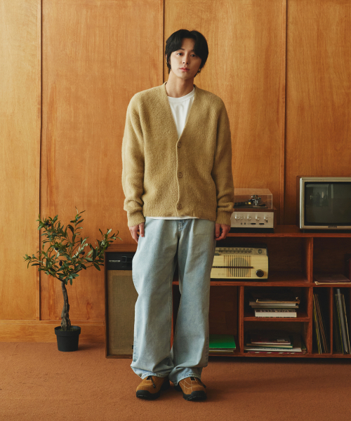 DENMADE(デンメイド)の「DEN0381 Bleach Blue Extra Wide Jeans(デニムパンツ・メンズ・その他・M/L/XL)」の5枚目の写真