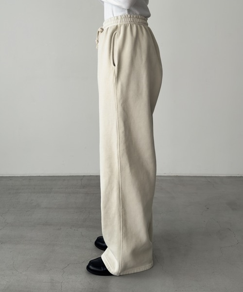 CANAL JEAN(キャナルジーン)の「Lakey Park ピグメントスウェットパンツ(スウェットパンツ・レディース・アイボリー/チャコールグレー・ONE SIZE)」の13枚目の写真